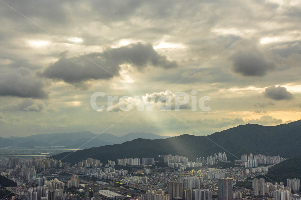 자연,풍경,하늘,구름,산,흐림,빛내림,도시,풍경,city,landscape,한국도시풍경,한국도시경관,korea cityscape,경치,nature,outdoors,옥외,scenery,aerial view,조감도