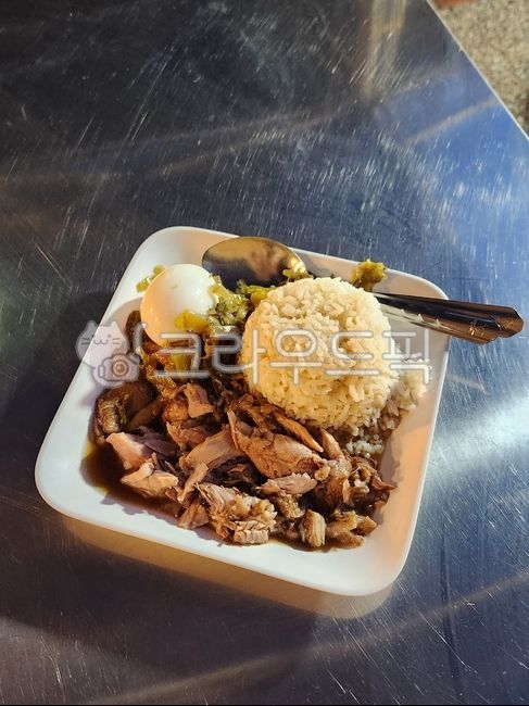 rice bowl,Thai food,Jokbal Rice Bowl,Southeast Asian food,food