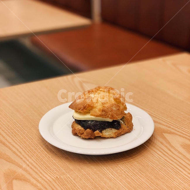 스콘,디저트,빵,간식,앙버터,카페,음식,식재료,요리,food,cook,meal,dishes,food reserves,디저트,간식,후식,dessert,snack