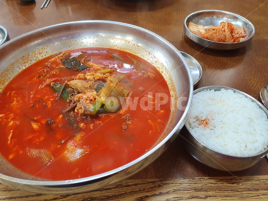 식사,음식,육개장,빨간맛,맛집