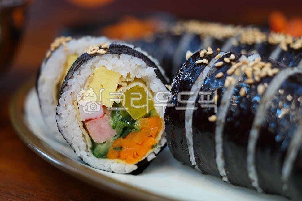 김밥,분식,단무지,김밥속,김밥재료,음식,한식,한국음식,한국요리,한국전통,당근,한국문화,요리,김,gimbap,streetfood,koreanfood,traditionalkoreanfood,koreanculture,food,seaweed,driedseaweedroll,koreanrolls,음식,식재료,요리,food,cook,meal,dishes,food reserves