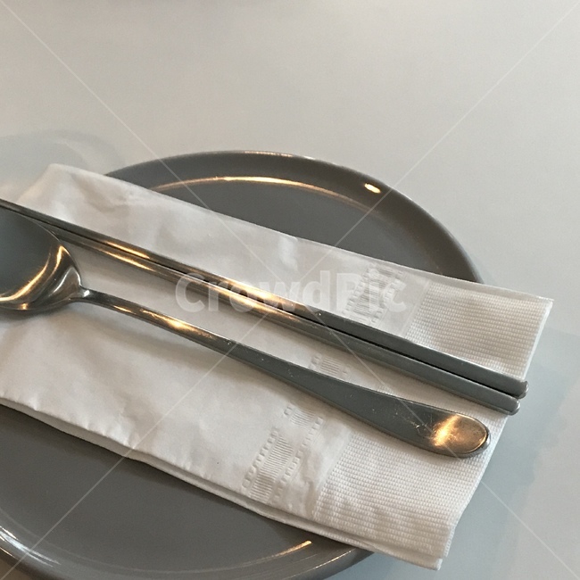 수저,분위기,단정,미니멀,빛,감성,식사,숟가락,젓가락,사물,물건,오브젝트,thing,object,matter