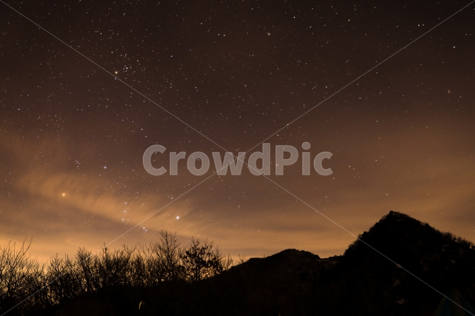 밤하늘,별사진,산,별,야경,등산,산행,어둠,darknees,star,stars,light,nightview,landscape,mountains,mountain,mountaineering,dark,자연,풍경,nature,landscape,한국자연풍경,한국자연경관,korea nature landscape,야경,밤,nightscape,night,실루엣,그림자,silhouette,shadow,outdoors,옥외
