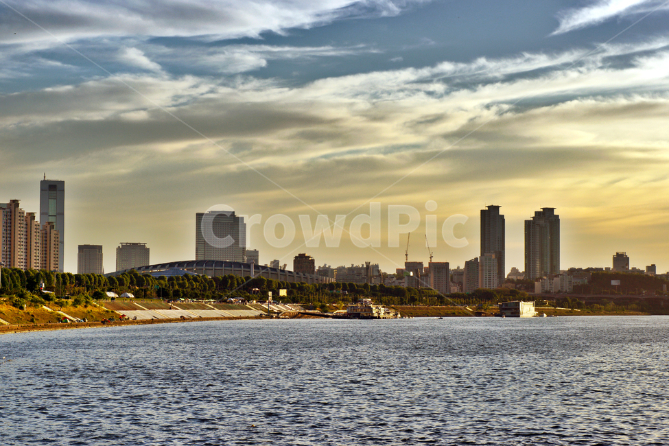 잠실둔치,한강,노을,구름,잠실,흰구름,도시,풍경,city,landscape,한국도시풍경,한국도시경관,korea cityscape
