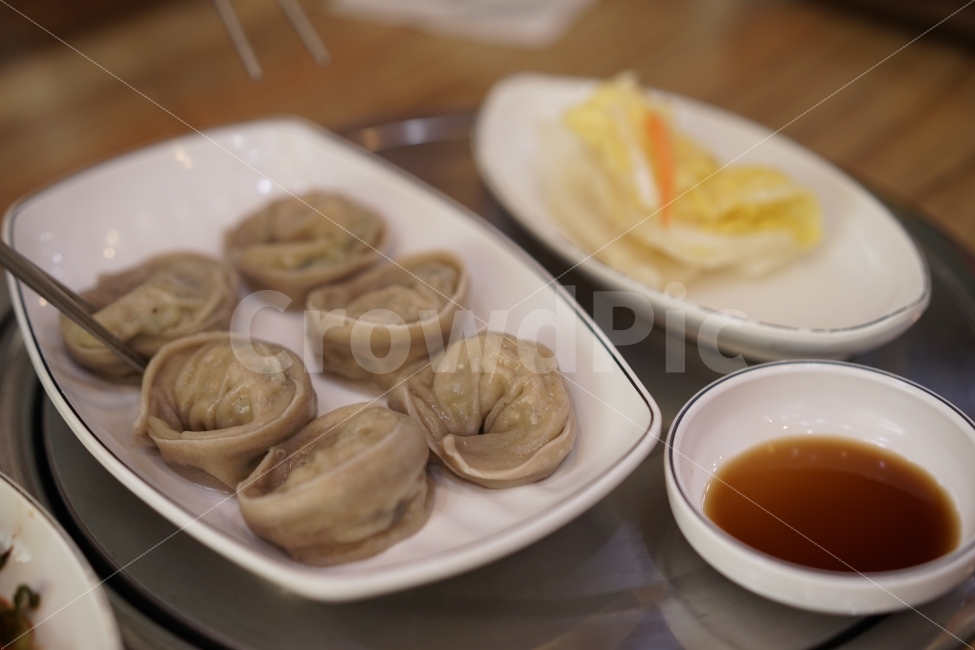 만두,메밀,간장,먹방,음식,푸드,식사,간식,푸짐,행복,젓가락질,젓가락,주문,식당,맛집,음식,식재료,요리,food,cook,meal,dishes,food reserves