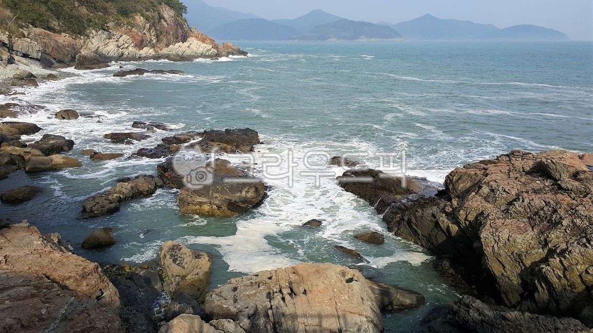 tide,coastline,headland,nature,seaside rock,south coast,sea,Southern coastal scenery,sea waves,rock,seascape,ocean,wave scenery,coastline scenery