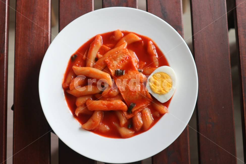 떡볶이,간식,한국음식,매운떡볶이,계란,디저트,후식,분식,매콤,먹거리,식사,푸드,먹방,식재료,어묵,오뎅,빨간,떡,달걀,접시,흰접시,파,매운맛,간식거리,cook,food,koreanfood,음식,식재료,요리,food,cook,meal,dishes,food reserves,한식,한국음식,한국요리,korean food,korean dishes,korean meal,korean cook