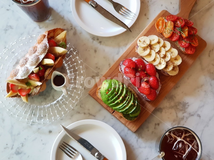음식,식재료,플레이팅,요리,food,foodporn,plaiting,meal,cook,dish,접시,빵,bread,디저트,dessert,waffle,sandwich,샌드위치,와플,과일,fruit,빵,bread,과일,열매,fruit,디저트,간식,후식,dessert,snack