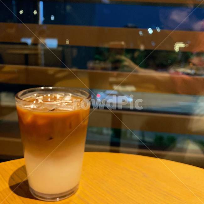 커피,카페,디저트,coffee,americano,cafe,감성,밤,beverage