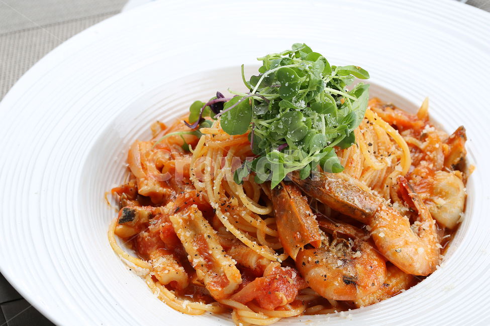 스파게티,파스타,면요리,해물스파게티,면,크림파스타,해물,해물요리,국수,국수요리,음식사진,음식,요리,요리법,조리,조리법,요리책,쿠킹,밀가루,아침식사,점심식사,저녁식사,접시,식사,새싹,새싹요리,푸드,식기,소스,야채,토마토,식재료,새우요리,새우,spaghetti,food,cook,음식,식재료,요리,food,cook,meal,dishes,food reserves,면류,면요리,noodles,양식,서양음식,서양요리,western food,western dishes,western meal,western cook,연출,컨셉,콘셉,direction,concept