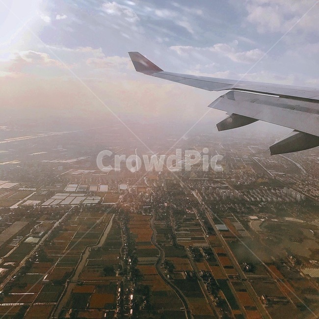 비행기,하늘,착륙,landing,outdoors,옥외,nature,자연,landscape,경치,scenery,풍경,aerialview,조감도,cloud,구름