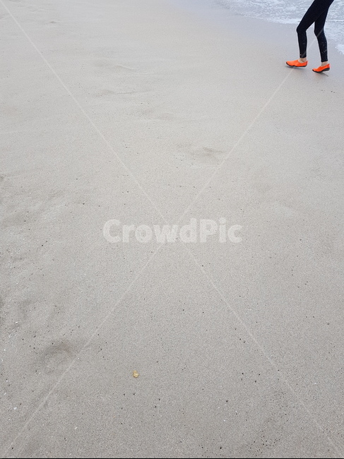 모래사장,모래밭,여름휴가,바다,sand,sandybeach,해변,바다,beach,sea,사람,인물,인간,human,person,신체일부,몸,body