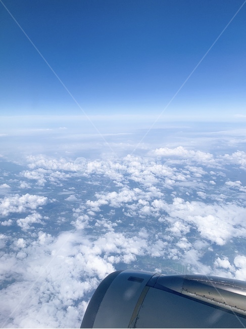 하늘,구름,비행기,항공,상공,sky,cloud,지평선,하늘색,비행기엔진,airplane