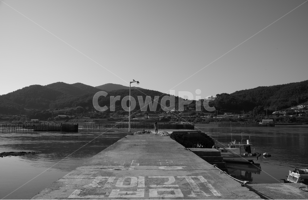 풍경,바다,남해,죽방렴,포구,자연,풍경,nature,landscape,흑백,모노톤,monochrome,black and white
