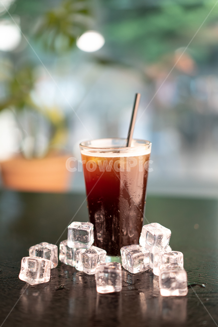 휴식,얼음,카페라테,카페,커피,나른함,여유,여름,계절,summer,season,커피,카페,coffee,cafe