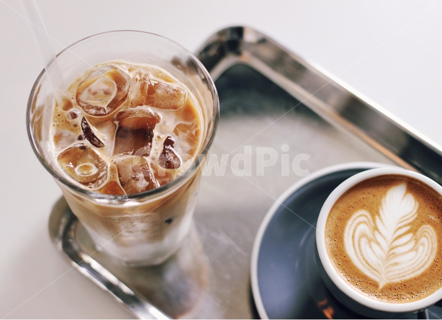 카페,커피,플랫화이트,카페라떼,얼음,ice,cafe,coffe,flatwhite,cafelatte,icedlatte,tray,latteart,라떼아트,커피,카페,coffee,cafe,감성,sensible,feeling