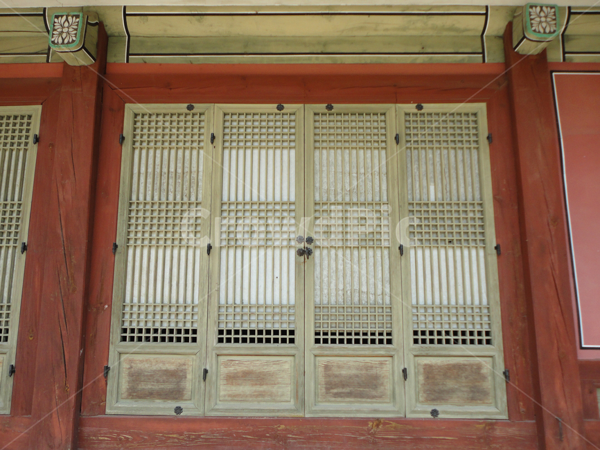 한식창호,고궁,창경궁,문화유산,단청,전통가옥,한국전통,한국문화,문,door