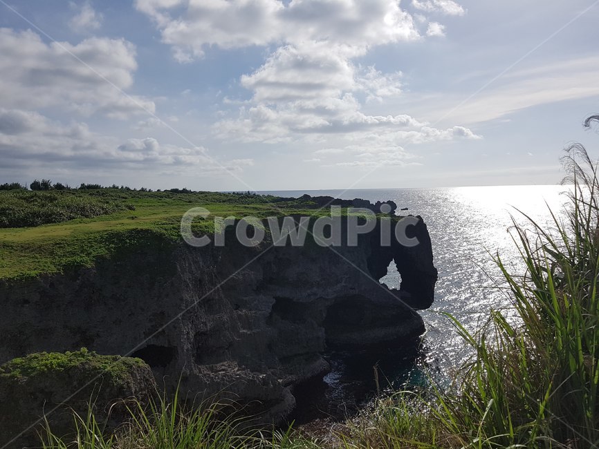 잔디,만좌모,햇살,오키나와,잔디밭,하늘,바다,grass,sky,sea,sunshine,okinawa,ocean,구름,cloud,cloudy