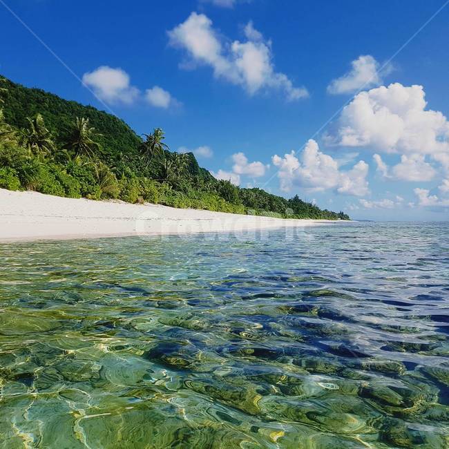 outdoors,옥외,nature,자연,land,나라,water,물,ocean,대양,sea,바다,shoreline,해안선,해외,휴양지,휴가,풍경,해변,여름,summer,시원함,시원한,괌,해안가
