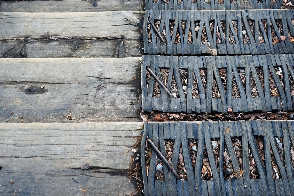 계단,나무,고무,타이어,재생,인공,구조물,rebar,stairs,rubber,recycle,tirerecycle,편의시설,철근,안전