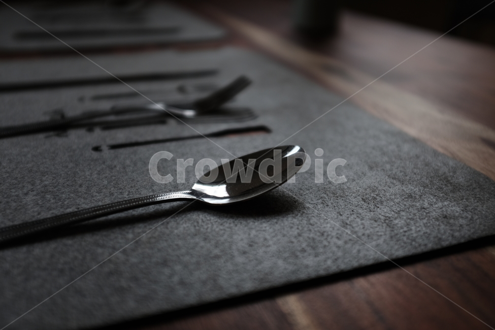 숟가락,수저,spoon,그림자,흑백,흑백사진,감성,감성사진,silver,사물,물건,오브젝트,thing,object,matter