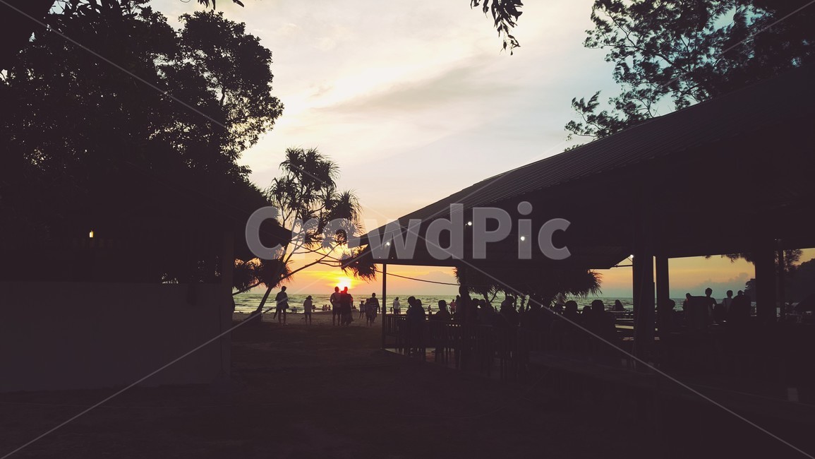 석양,일몰,구름,해변,노을,태양,하늘,붉은,따스한,적적한,자연,풍경,sunset,동남아,말레이시아,코타키나발루,휴양,자연,풍경,nature,landscape,사람들,대중,군중,other people,crowd,실루엣,그림자,silhouette,shadow,여행,휴가,traveling,vacation,trip,outdoors,옥외,dusk,황혼,dawn,새벽,sky,red sky,붉은 하늘