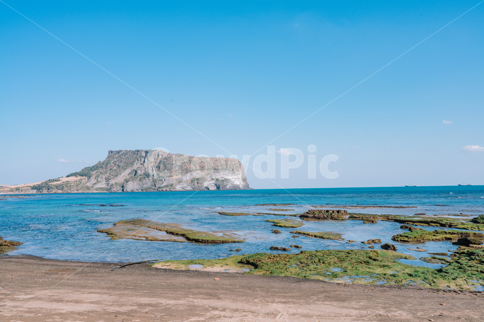 광치기해변,성산일출봉,제주도,바다제주바다,자연,풍경,겨울바다,해변,파도,sea,jeju,korea,landscape,nature,자연,풍경,nature,landscape,한국자연풍경,한국자연경관,korea nature landscape,해변,바다,beach,sea,제주도,jeju,jeju island,land,땅,outdoors,옥외,promontory,곶,ocean,대양,water,물,shoreline,해안선