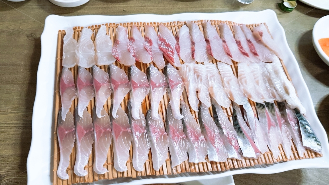 회,고등어회,회한접시,제주도,횟집