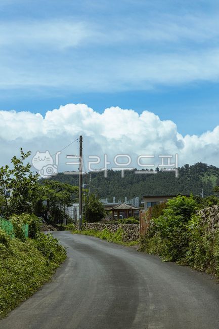 골목,골목길,구름,맑은날골목,도로