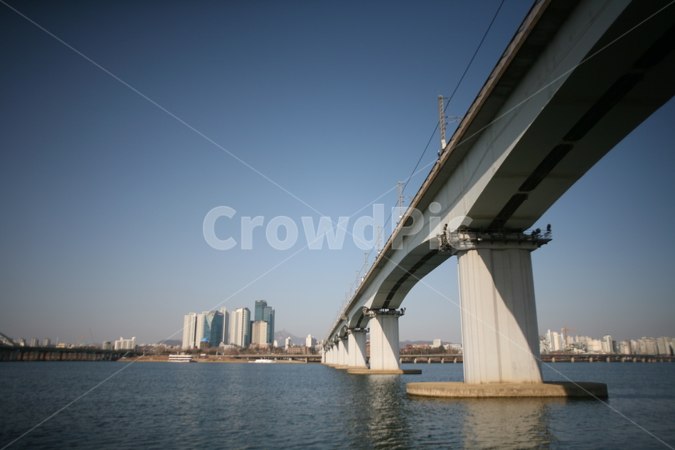한강,하늘,다리,맑음,강,river,도로,road,풍경,건축물,건물외관,exterior,building,structure,architecture,construction