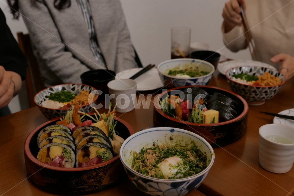 일식,회식,후토마키,마끼,소바,바질,계란,김밥,마키,후토마끼,국수,음식,맛집,저녁,식사,레스토랑,일식집,요리