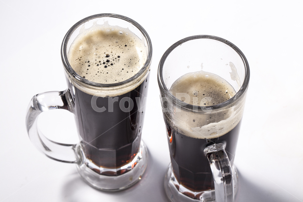 흑맥주,맥주,맥주잔,알콜,500,오백,술잔,투명,유리,손잡이,거품,술,주류,alcohol