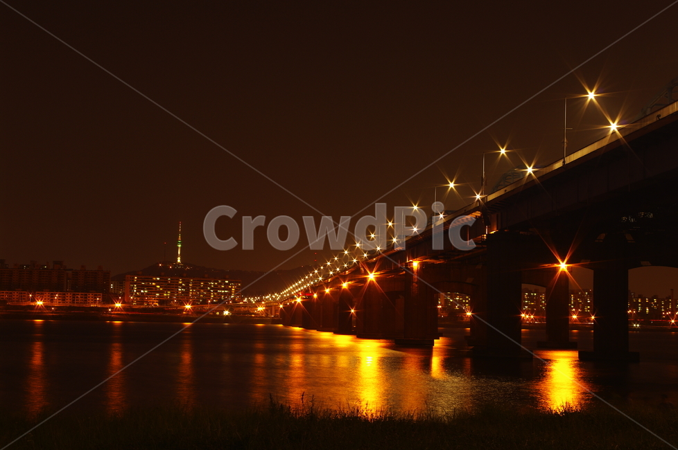 서울,한강,대교,야경,풍경,빛,조명,다리,야경,밤,풍경,nightscape,night,landscape,도시,city,한국도시풍경,한국도시경관,korea cityscape,building,건물,bridge