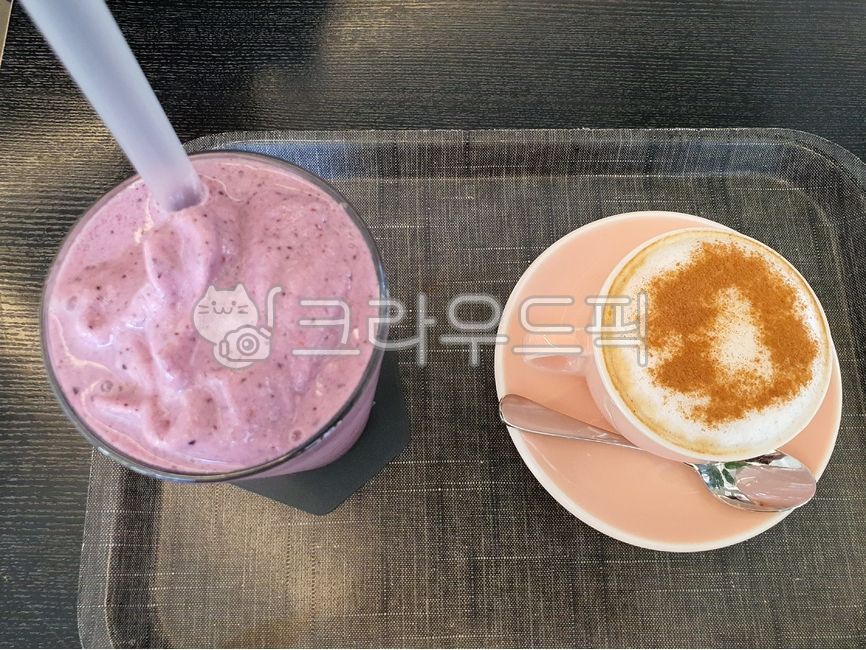 beverage,음료,coffee,커피,coffeecup,커피컵,베리쉐이크,쉐이크,카페라떼