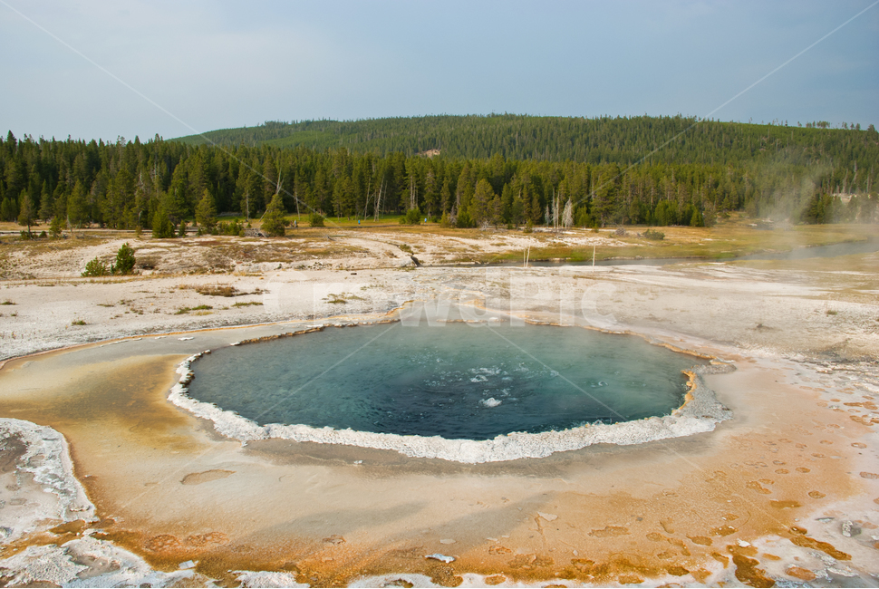 yellowstonenationalpark,옐로스톤국립공원,옐로스톤,geyser,간헐천,미국국립공원,풍경,자연,풍경,nature,landscape,해외,외국,세계,foreign,oversea,world,세계자연풍경,해외자연풍경,외국자연풍경,world nature landscape,outdoors,옥외,mountain,산,water,물