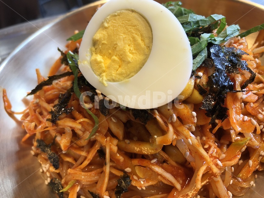 쫄면,음식,한식,계란,koreanfood,food,boiledegg,음식,식재료,요리,food,cook,meal,dishes,food reserves,면류,면요리,noodles