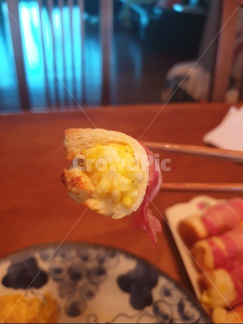 계란,맛있는,베이컨,롤,식빵말이,칼로리,푸짐한,군침도는,food,delicious,요리,cooking