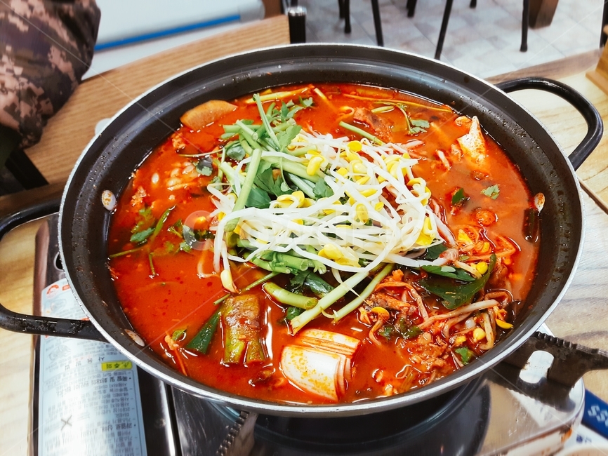 매운탕,우럭탕,아구탕,생선찌개,제주도식당,외식,술안주