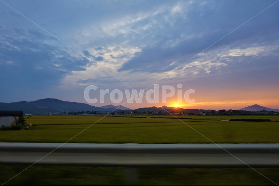 구름,하늘,자연,노을,풍경,강화도,들판,도로,울타리,웅장함,논,clouds,sun,sky,자연,풍경,nature,landscape,시골,마을,country,rural,town,outdoors,옥외