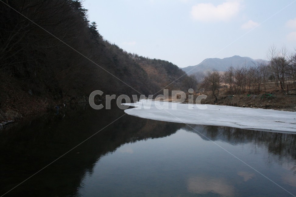 달천,달천강,달래강,남한강지류,겨울,얼음,겨울강,강,하천,겨울풍경,자연풍경,겨울,계절,winter,season,자연,풍경,nature,landscape,water,물,outdoors,옥외
