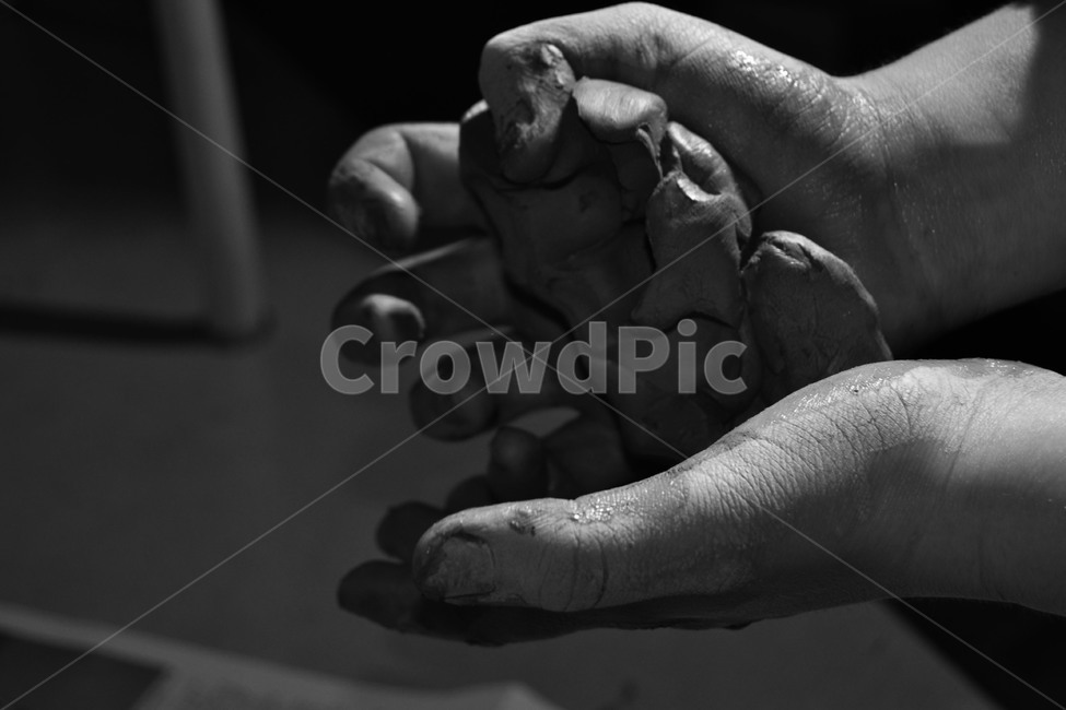 손,감성,손가락,blackandwhite,조소,흙,찰흙,미술,예술,사람,인물,인간,human,person,신체일부,몸,body,예술,art,흑백,모노톤,monochrome,black and white