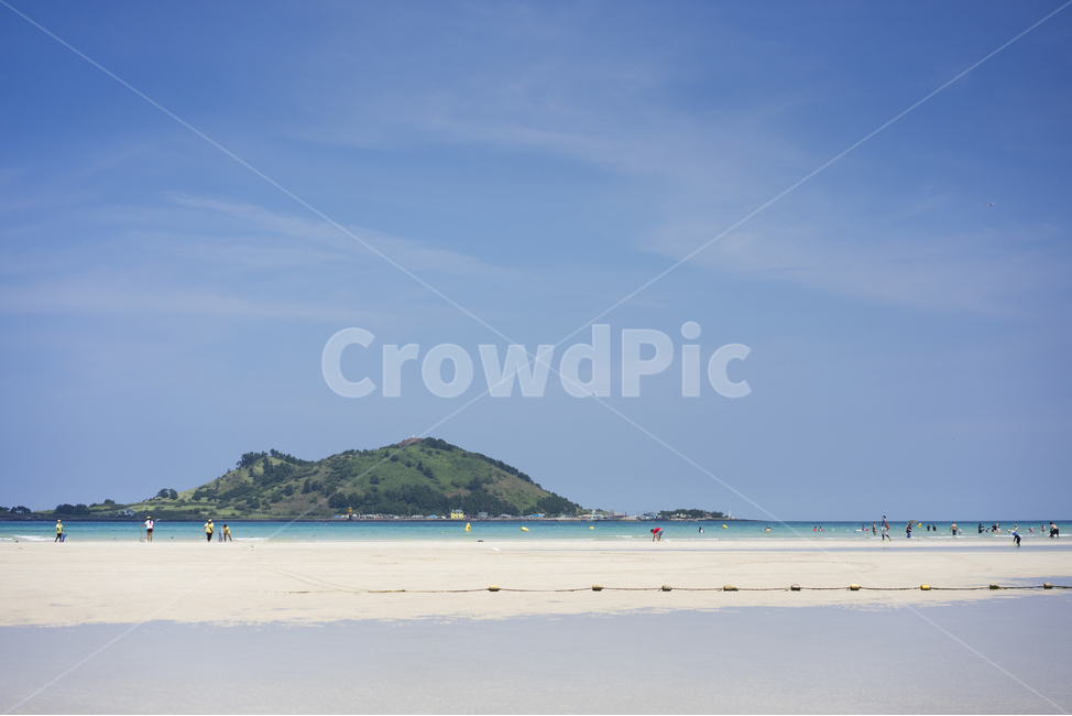 해변,여름,휴가,바닷가,제주도,여름,계절,summer,season,자연,풍경,nature,landscape,해변,바다,beach,sea,사람들,대중,군중,other people,crowd,outdoors,옥외,land,땅,ocean,대양,water,물,shoreline,해안선,coast,연안