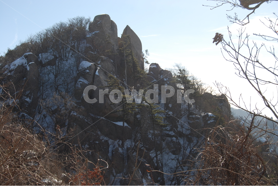 속리산국립공원,문장대,천왕봉,입석대,수학여행지,자연의위대함,등산로,능선,아름다움,신비스런산,돌,산행,힐링,자연,감성,등산,계절,여행,한국,한국명산,한국등산,풍경,눈,나무,하늘,바람,바람소리,환경,생태계,산,땅,겨울,계절,winter,season,자연,풍경,nature,landscape,한국자연풍경,한국자연경관,korea nature landscape,plant,식물,tree,abies,아비,fir,전나무