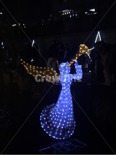 댄스포즈,천사,angel,네온,neon,나팔,청계천,빛,light,축제
