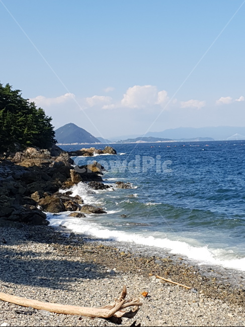 shoreline,해안선,water,물,outdoors,옥외,nature,자연,land,땅,sea,바다,ocean,대양,promontory,곶,coast,연안,파도,감성사진,어촌,해변,바다,beach,sea