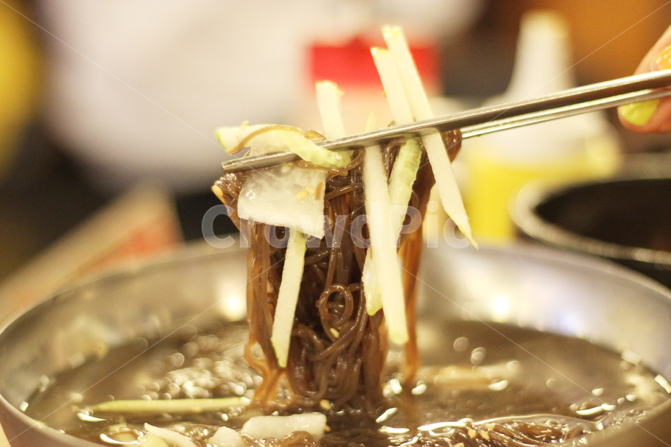 냉면,면,물냉면,여름냉면,여름음식,음식,외식,시원한요리,시원한음식,요리,맛집,식사,한끼,점심,아침,저녁,맛있는,국물,국물요리,간단한요리,간단요리,식재료,food,cook,meal,dishes,foodreserves,면류,면요리,noodles,한식,한국요리,한국음식,koreanfood,koreandishes,koreanmeal,koreancook