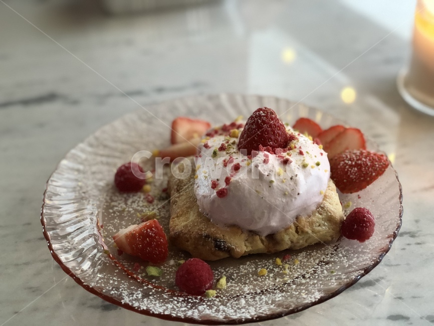 카페,디저트,딸기,플레이팅,후식,cafe,dessert,strawberry