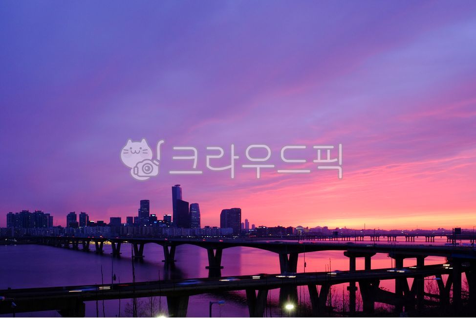 한강,서울풍경,서울노을,한강노을,강변북로,보랏빛하늘,원효대교,여의도,한강공원,한강감성,서울감성,스카이코랄,skycoral