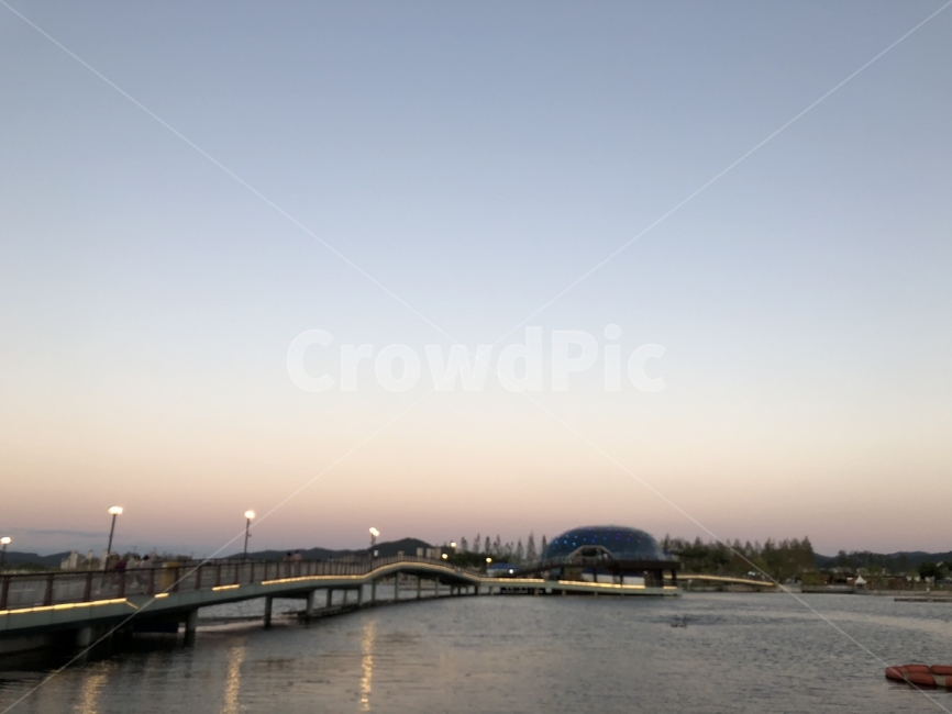 세종시,호수공원,호수,세종시호수공원,노을,저녁,sejongsi,lakepark,park,sejongcity,river,picnic,도시,풍경,city,landscape,한국도시풍경,한국도시경관,korea cityscape,water,물,waterfront,워터 프론트,port,포트,dock,독,pier,교각