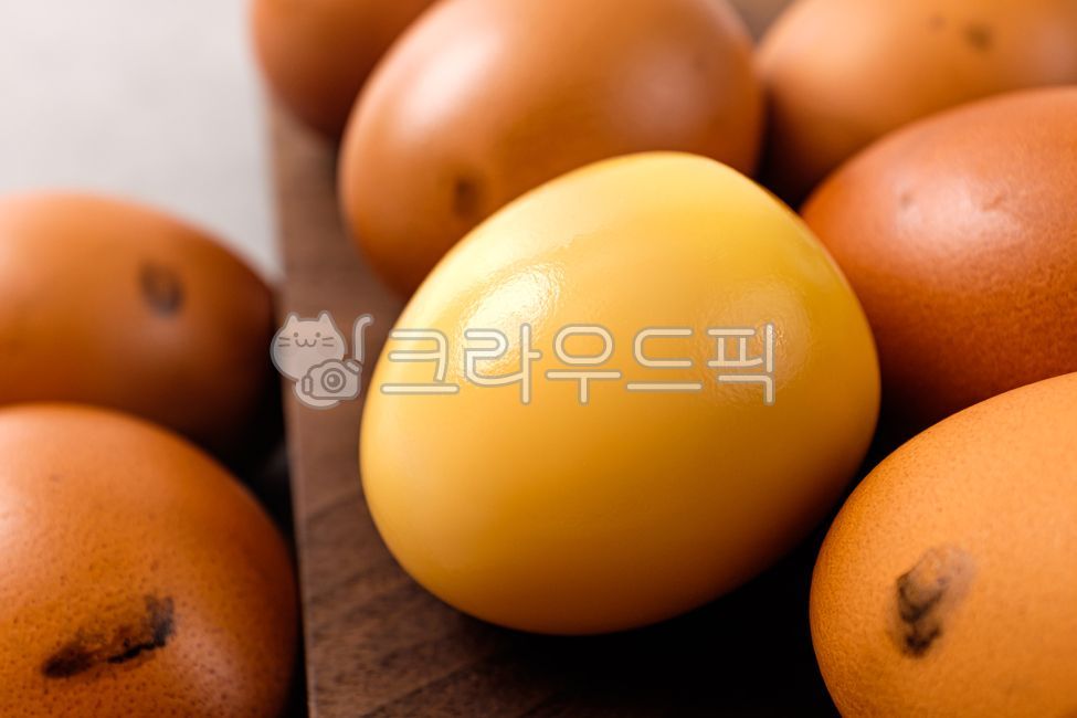 close up,fragrant,ingredient,smoked,egg,savory,smoked eggs,food,meal,smoked egg,plain,smoking,protein,grocery,Food Ingredients,ingredients,incense